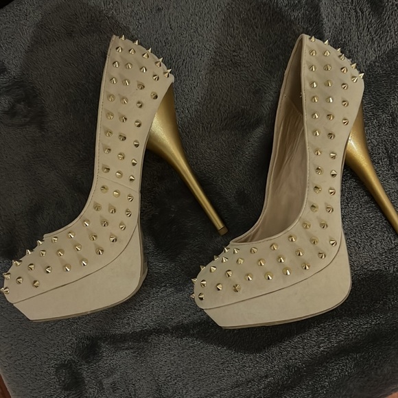 Worn Once Tan Heels with Gold Spikes - Picture 5 of 9